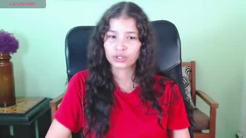 Chalon  online show from 04-22-26, 10:33