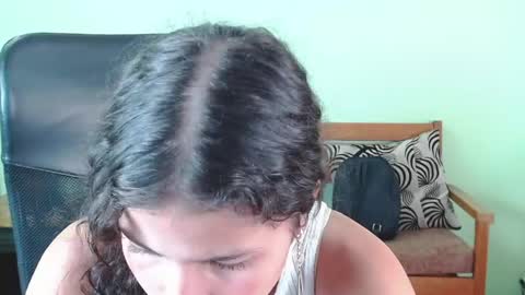 Chalon  online show from 04-28-26, 07:41