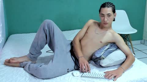 Snapshot of chandler_kenji chatting on 12-05-24, 09:06 Kenji online show from 12-05-24, 09:06