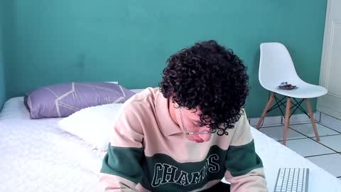 Snapshot of chandler_kenji chatting on 12-07-24, 03:41 Kenji online show from 12-07-24, 03:41