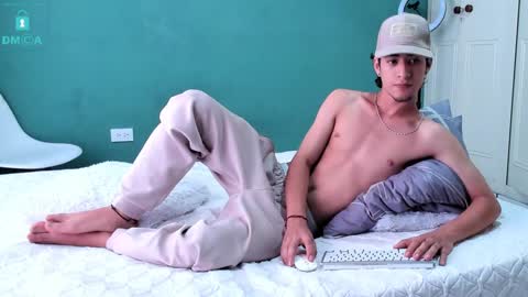 Snapshot of chandler_kenji chatting on 01-25-25, 06:24 Kenji online show from 01-25-25, 06:24