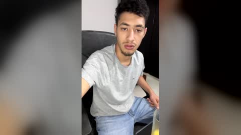 Snapshot of chandler_kenji chatting on 12-22-25, 12:29 Kenji online show from 12-22-25, 12:29