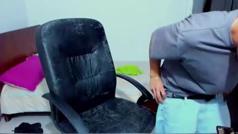 Snapshot of chandler_kenji chatting on 02-01-26, 02:10 Kenji online show from 02-01-26, 02:10