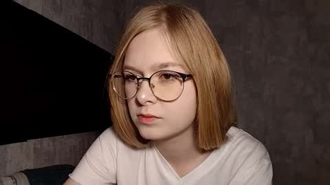 Lia online show from 09-20-25, 08:15