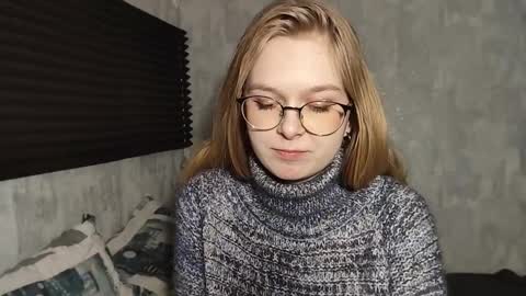 Lia online show from 02-27-26, 07:41