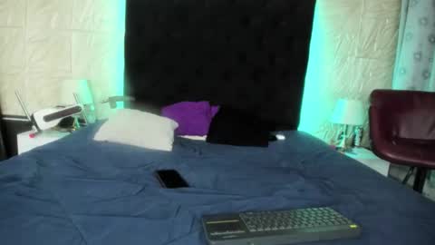 Snapshot of chanellejohnson_ chatting on 12-01-25, 11:21 chanellejohnson_ online show from 12-01-25, 11:21