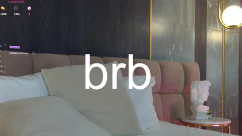 Chanel online show from 03-10-25, 08:37