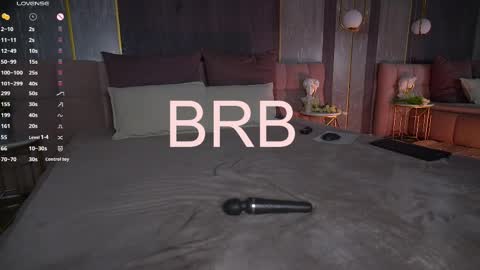 Chanel online show from 04-11-26, 07:45