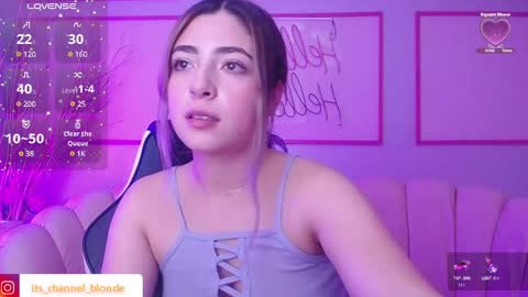 Snapshot of channel_blonde_a chatting on 01-09-25, 08:01 channel_blonde_a online show from 01-09-25, 08:01