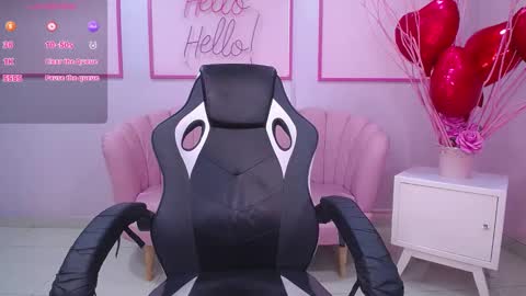 Snapshot of channel_blonde_a chatting on 02-14-25, 05:25 channel_blonde_a online show from 02-14-25, 05:25