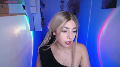 channel_blonde_a online show from 04-24-26, 10:45