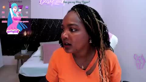 Chanel online show from 02-09-25, 11:47