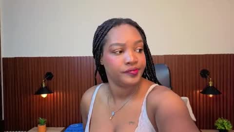 Chanel online show from 02-12-26, 12:22