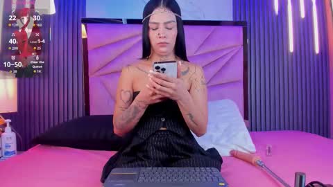 Snapshot of channel_guss chatting on 12-22-25, 07:22 Channel Guss online show from 12-22-25, 07:22