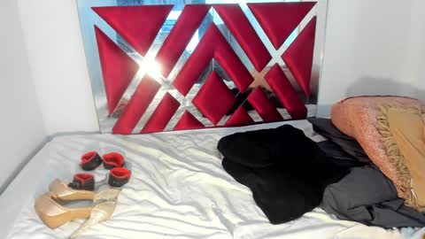 Chanell online show from 02-25-25, 03:42