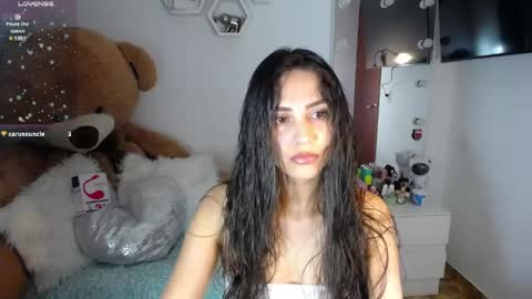 Isabella online show from 04-23-26, 08:24