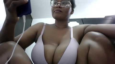 chantal99 online show from 03-12-26, 04:35