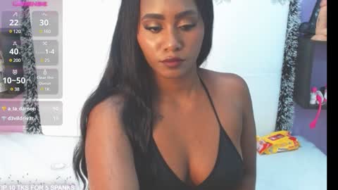 Snapshot of chantalblair chatting on 12-20-24, 08:17 Chantal Blair online show from 12-20-24, 08:17