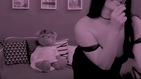 The Queen online show from 03-01-26, 03:41