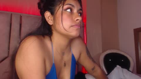  chantalpetit  online show from 02-11-26, 06:35