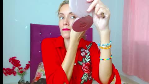 Snapshot of chantalsemenova2023 chatting on 03-09-25, 08:42 chantal sweety and horny latina for u online show from 03-09-25, 08:42