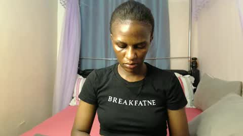 Snapshot of chantelsamz2 chatting on 03-05-25, 12:55 Chantel online show from 03-05-25, 12:55