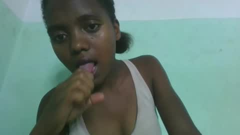 chanteuse655720 online show from 04-26-26, 04:37