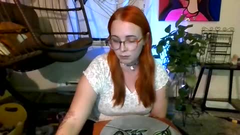 chaosfairyart online show from 10-21-25, 04:57