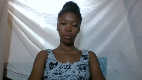 chariola0101 online show from 02-23-25, 06:23