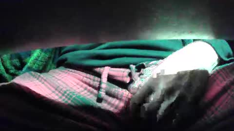 Snapshot of charles1025 chatting on 11-21-25, 01:10 Chuck online show from 11-21-25, 01:10