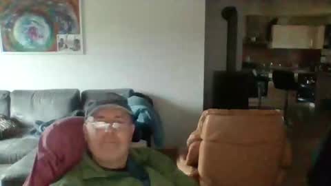 charles6064 online show from 01-02-25, 12:24