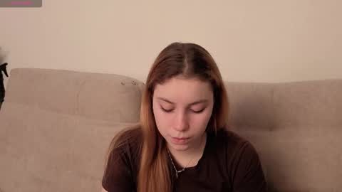 Snapshot of charlesreynosa chatting on 03-07-26, 10:01 Ariel online show from 03-07-26, 10:01