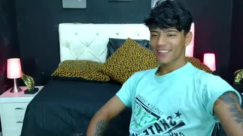 Snapshot of charlie_oconnor chatting on 12-13-24, 03:27 Charlie oconnor online show from 12-13-24, 03:27