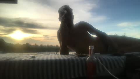 Snapshot of charlierushx chatting on 10-11-25, 10:36 charlierushx online show from 10-11-25, 10:36