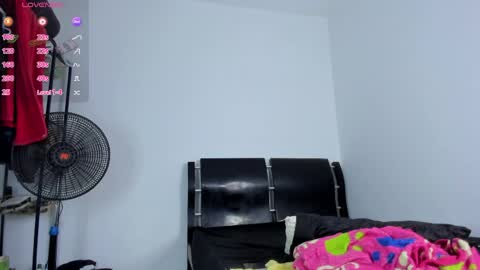 Snapshot of charlietaylorr__ chatting on 05-15-26, 11:56 Charlie online show from 05-15-26, 11:56
