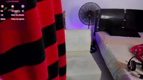 Snapshot of charlietaylorr__ chatting on 06-17-26, 03:42 Charlie online show from 06-17-26, 03:42