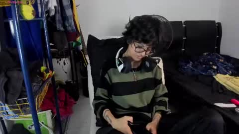 Charlie online show from 08-03-26, 09:04