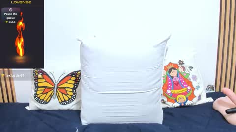 Charlize online show from 03-25-26, 04:46