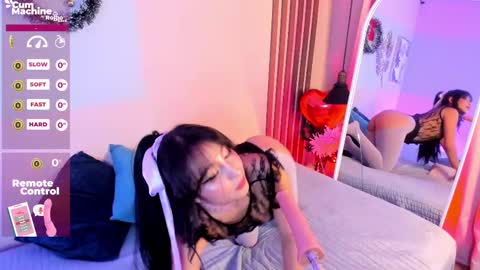 Snapshot of charloottee_1 chatting on 02-12-25, 06:40 Char 3 Lets go for the 100 Thumb-Up online show from 02-12-25, 06:40