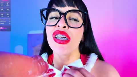 Charloott Evans online show from 12-30-24, 03:58