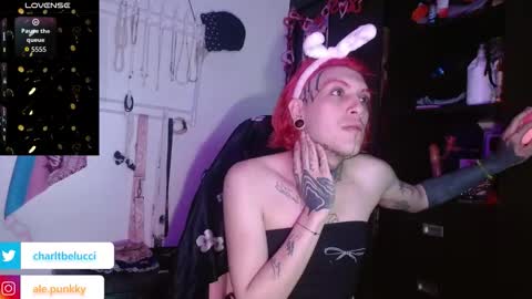 Snapshot of charlotbelucci_ chatting on 02-10-26, 08:07 Ale punky online show from 02-10-26, 08:07