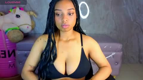 Charlote  online show from 04-27-26, 12:47