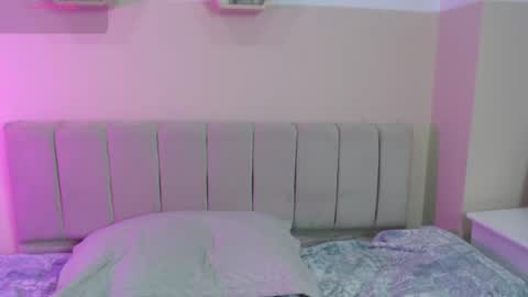 Snapshot of charlothe_dumont chatting on 06-19-26, 04:55 charlothe_dumont online show from 06-19-26, 04:55