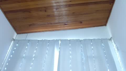 charlothe_wright online show from 04-23-26, 07:49