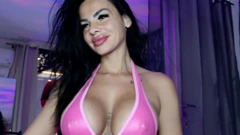 Snapshot of charlott3_1 chatting on 05-28-26, 03:15 CHARLOTTE online show from 05-28-26, 03:15