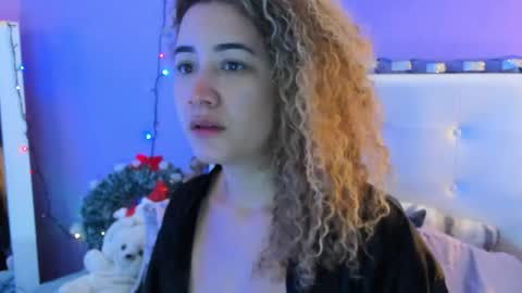 Snapshot of charlotte1117 chatting on 12-03-25, 02:26 Char 3 online show from 12-03-25, 02:26