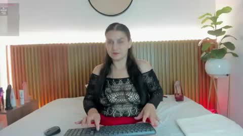 C H A R L O T T E online show from 08-05-26, 02:14
