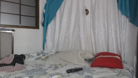 Snapshot of charlotte2852 chatting on 12-21-25, 01:57 karinaa independent model online show from 12-21-25, 01:57