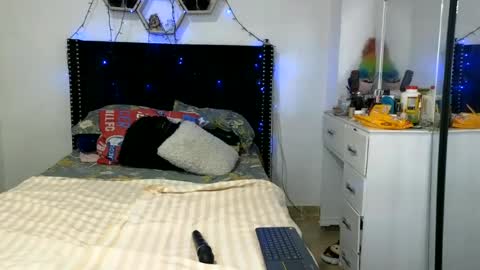 charlotte_027 online show from 06-21-26, 03:31