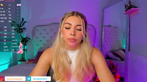 Snapshot of charlotte__grey chatting on 02-15-25, 08:01 charlotte grey online show from 02-15-25, 08:01